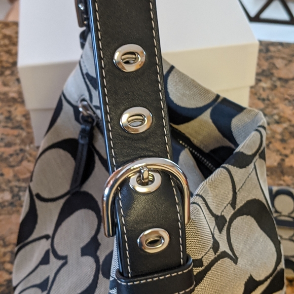 Black Coach and Wallet - Picture 4 of 13